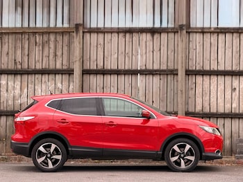 Used Nissan Qashqai 2015 for sale - 79450730: Photo