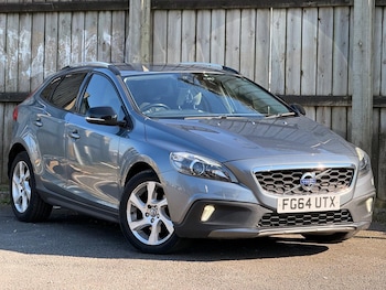 Used Volvo V40 2014 for sale - 77947375: Photo
