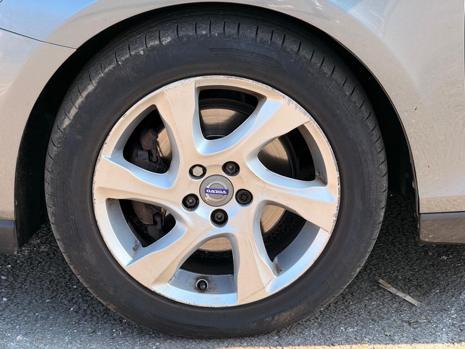 Used Volvo V40 2014 for sale - 77947375: Photo 31