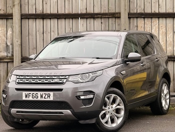 Used Land Rover Discovery Sport 2016 for sale - 77798679: Photo