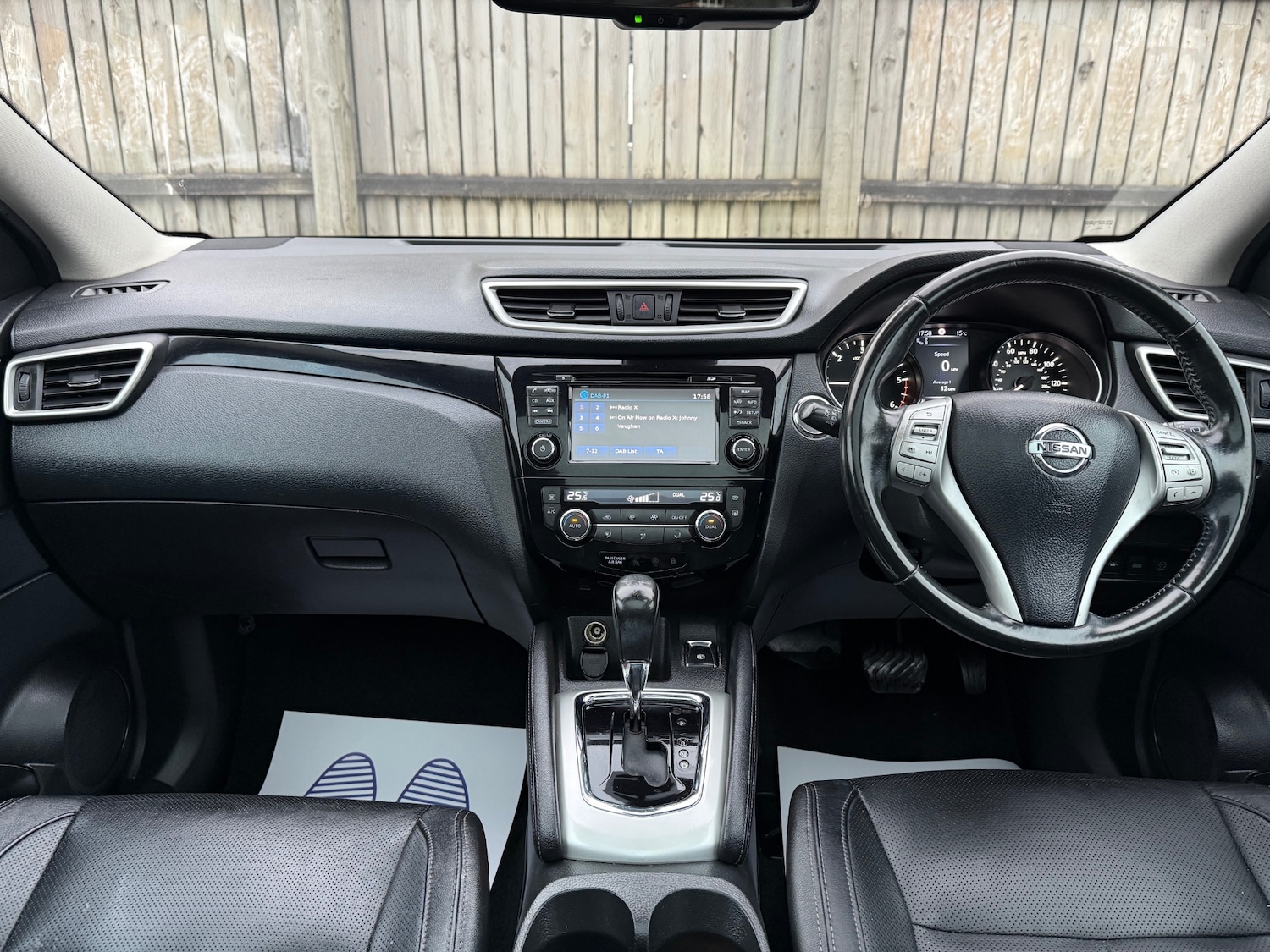 Used Nissan Qashqai 2014 for sale - 77991893: Photo 40