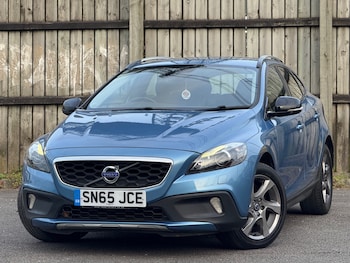 Used Volvo V40 2015 for sale - 78387829: Photo