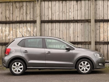 Used Volkswagen Polo 2013 for sale - 77798703: Photo