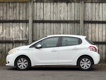 Used Peugeot 208 2012 for sale - 78647026: Photo