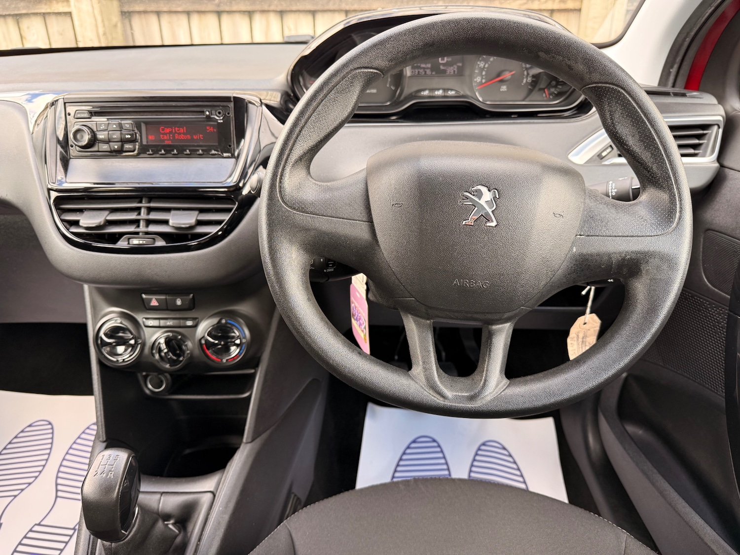 Used Peugeot 208 2015 for sale - 78213884: Photo 17