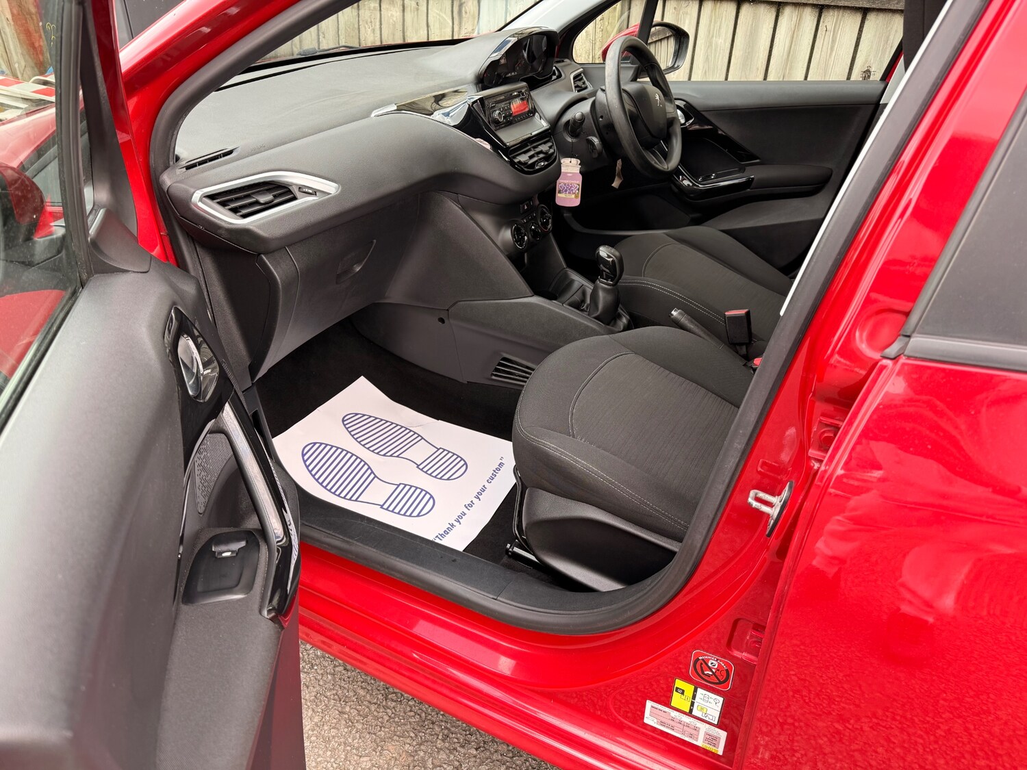 Used Peugeot 208 2015 for sale - 78213884: Photo 27