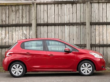 Used Peugeot 208 2015 for sale - 78213884: Photo