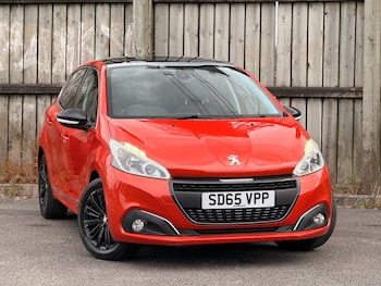 Used Peugeot 208 2015 for sale - 79071516: Photo