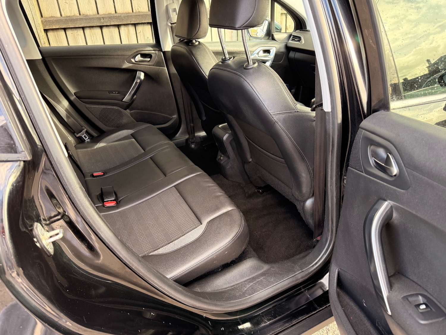 Used Peugeot 2008 2014 for sale - 78213876: Photo 15