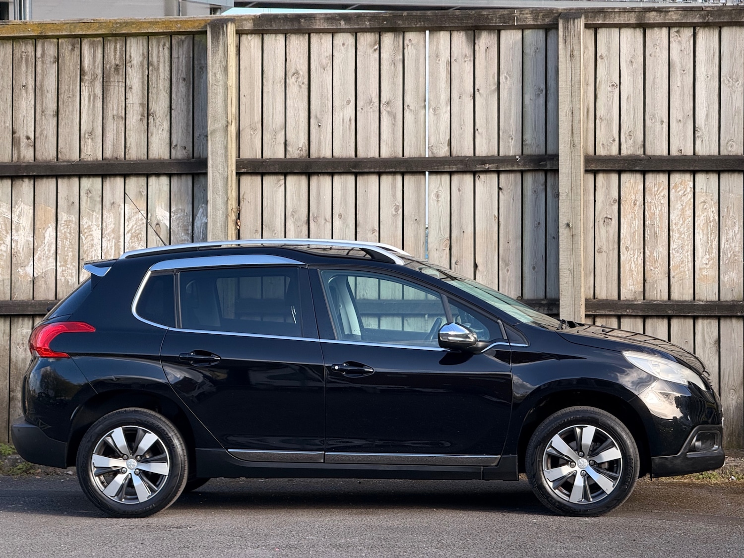 Used Peugeot 2008 2014 for sale - 78213876: Photo 2