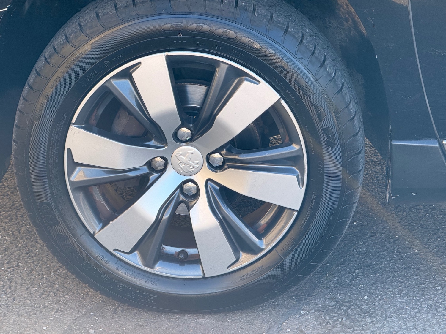 Used Peugeot 2008 2014 for sale - 78213876: Photo 27