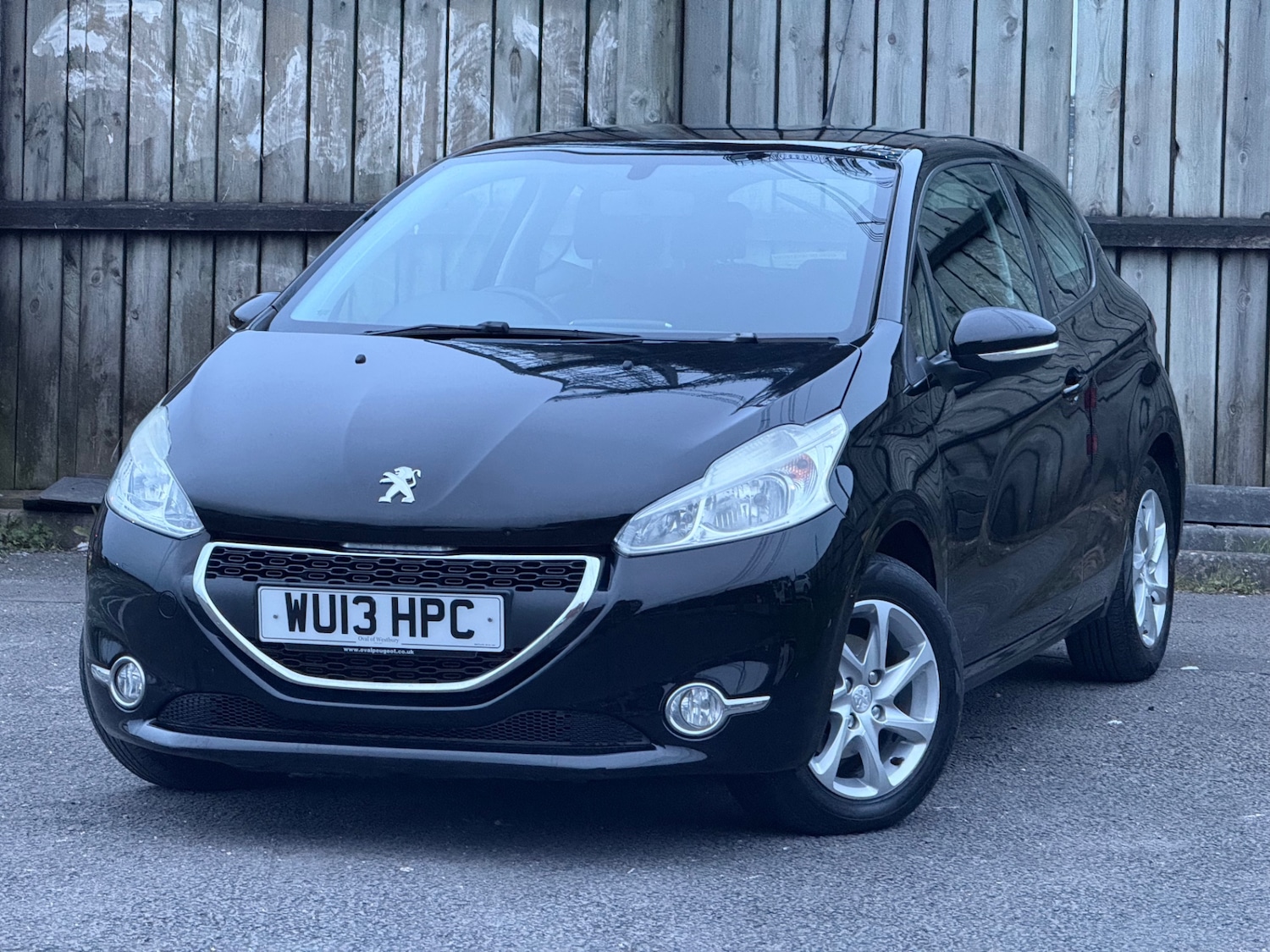 Used Peugeot 208 2013 for sale - 77991841: Photo 13