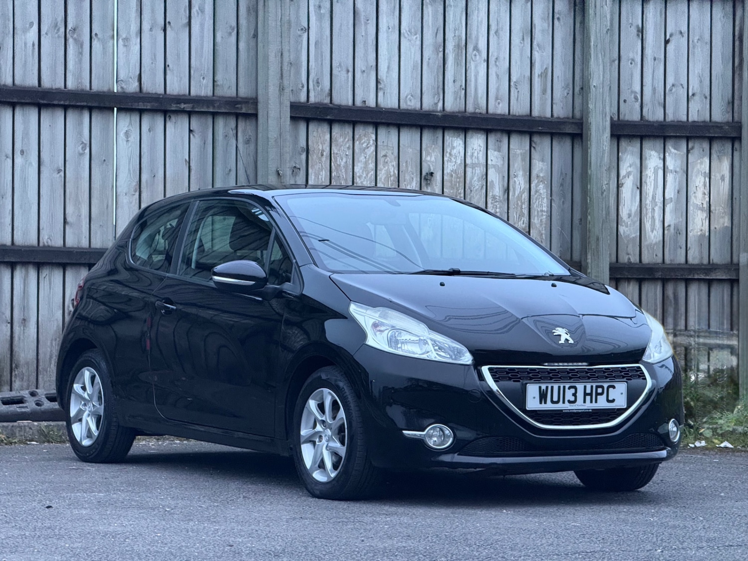 Used Peugeot 208 2013 for sale - 77991841: Photo 7