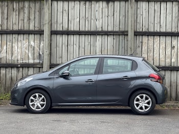 Used Peugeot 208 2016 for sale - 78515390: Photo