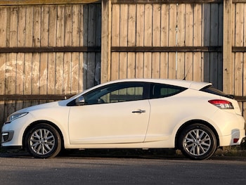 Used Renault Megane 2014 for sale - 77838057: Photo