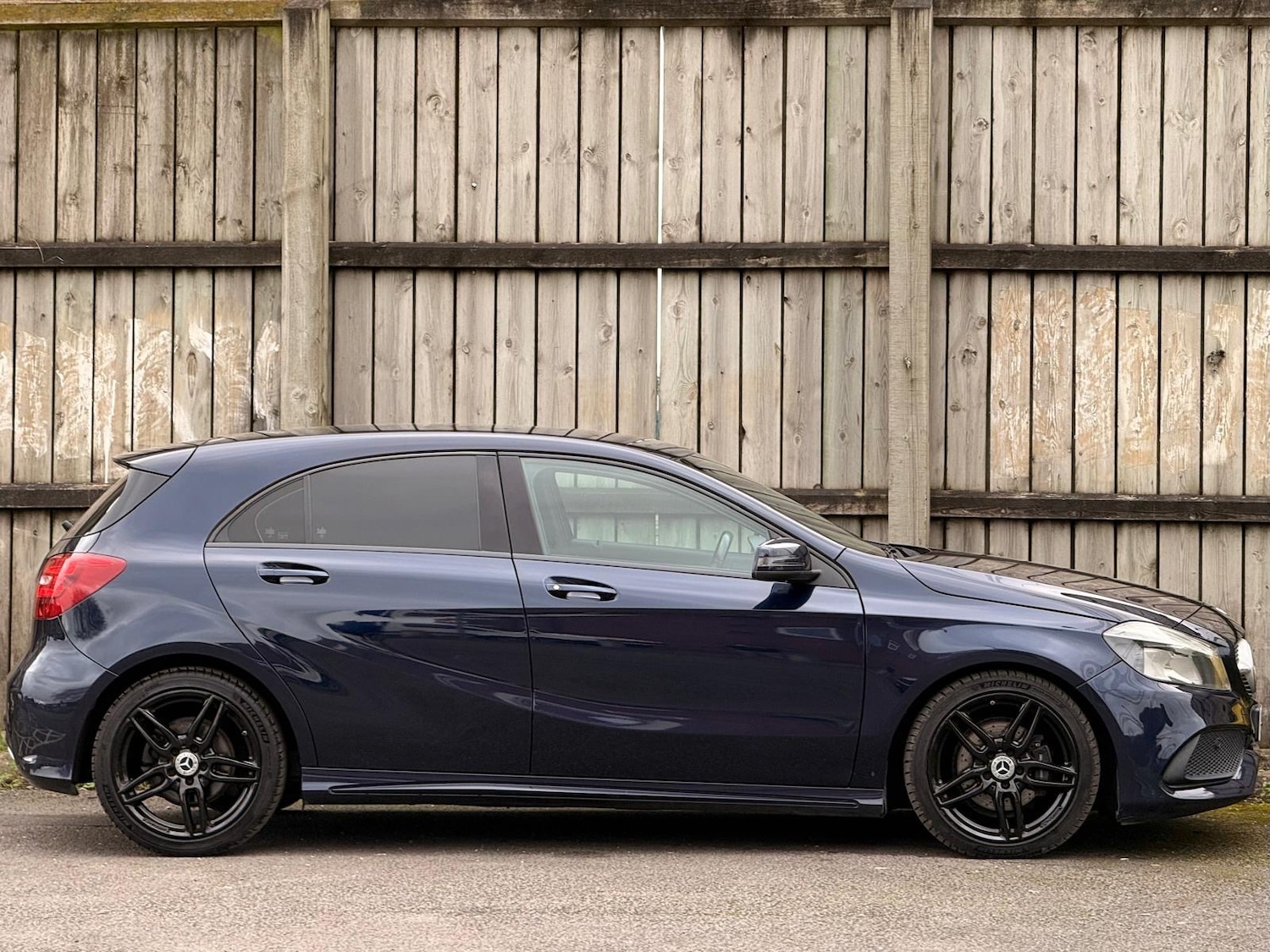 Used Mercedes-Benz A-Class 2017 for sale - 77822642: Photo 2