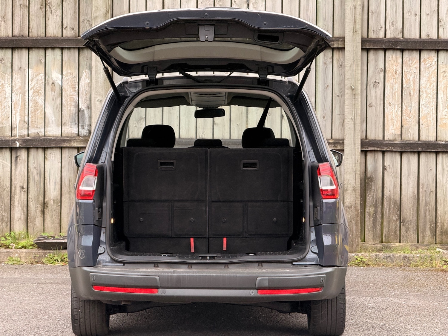 Used Ford Galaxy 2014 for sale - 78098969: Photo 13