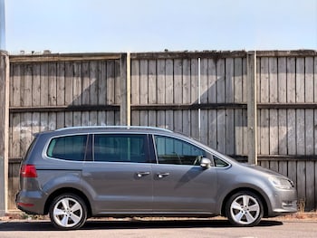 Used Volkswagen Sharan 2011 for sale - 79557297: Photo