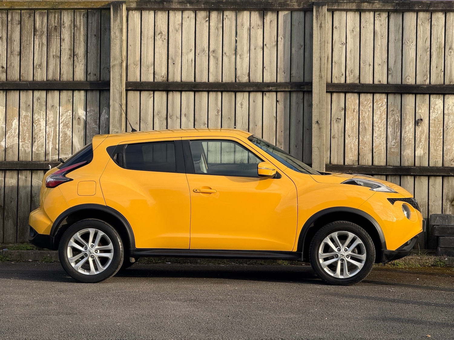 Used Nissan Juke 2016 for sale - 78032099: Photo 2