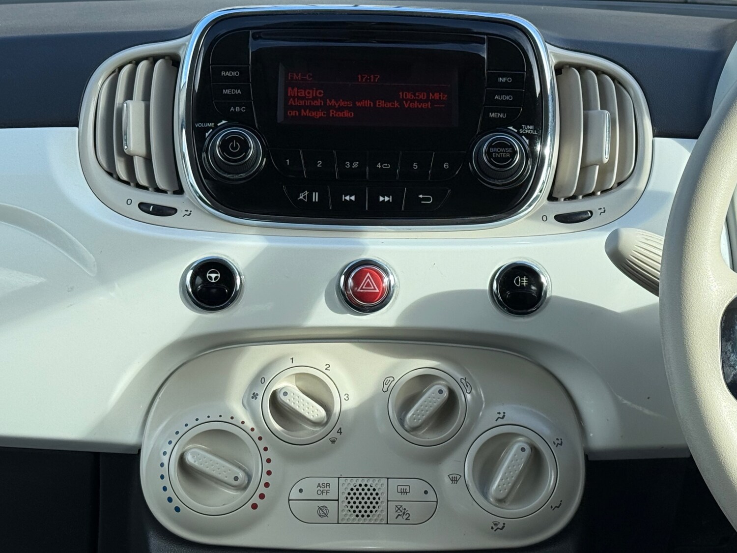 Used Fiat 500 2016 for sale - 78213457: Photo 18