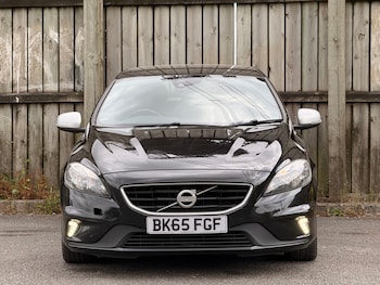 Used Volvo V40 2015 for sale - 78772893: Photo