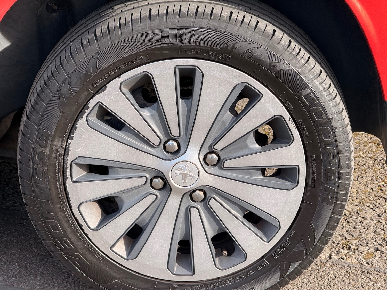 Used Peugeot 2008 2014 for sale - 78184428: Photo 34