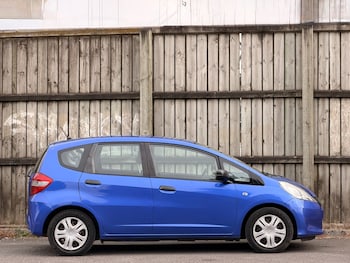 Used Honda Jazz 2014 for sale - 79473517: Photo