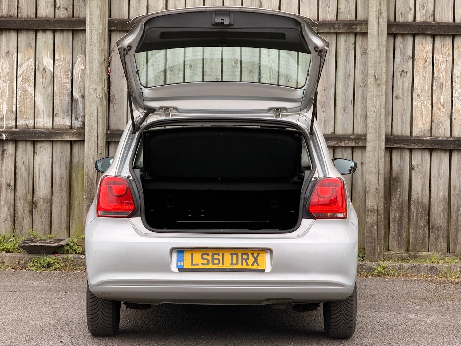 Used Volkswagen Polo 2011 for sale - 78180010: Photo 10