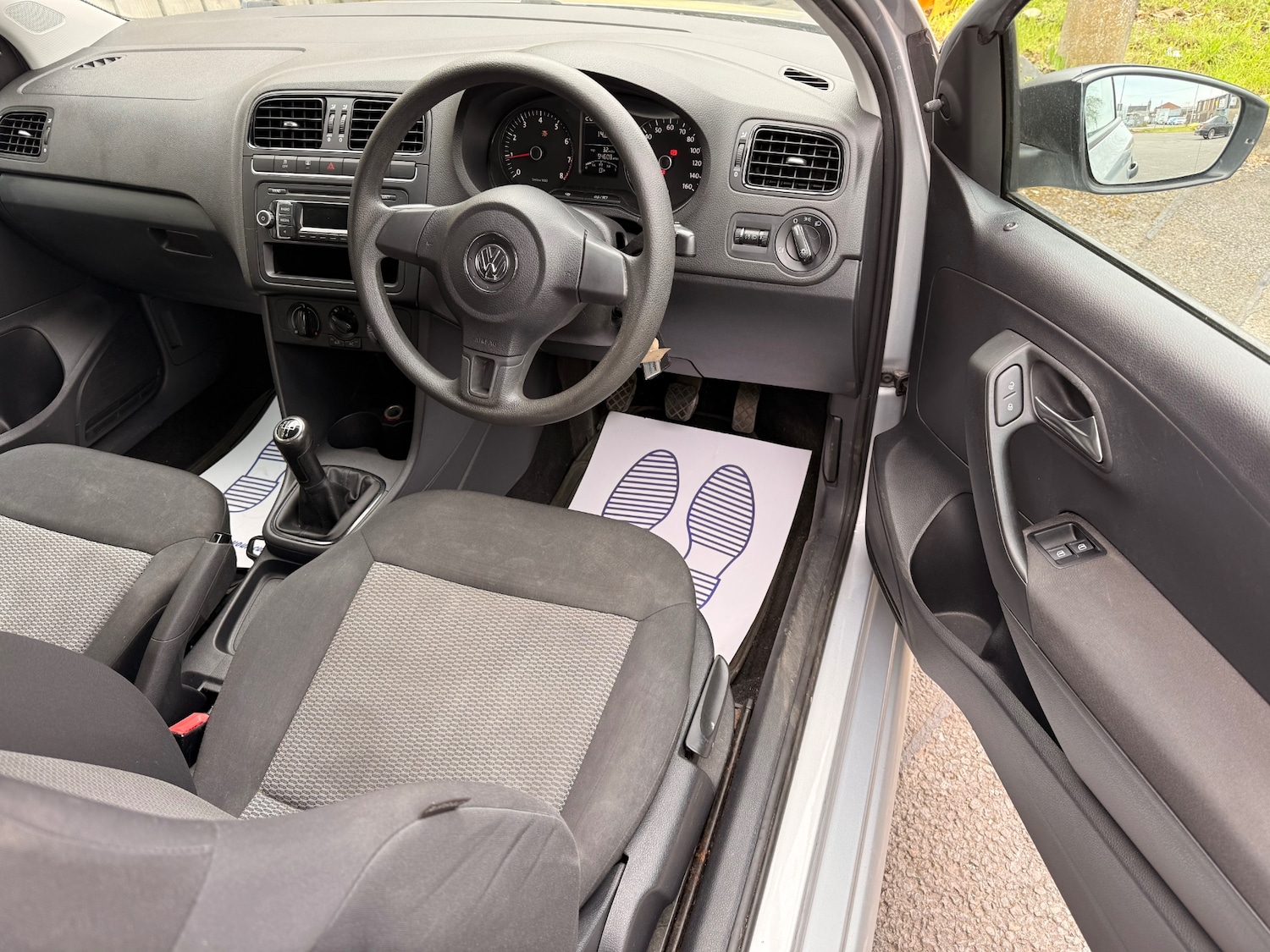 Used Volkswagen Polo 2011 for sale - 78180010: Photo 13