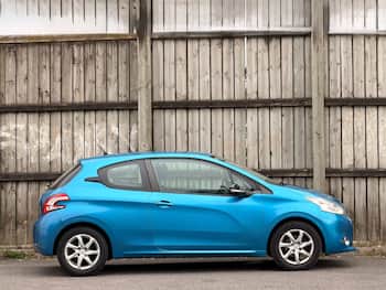 Used Peugeot 208 2012 for sale - 79830420: Photo