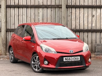Used Toyota Yaris 2014 for sale - 79537138: Photo