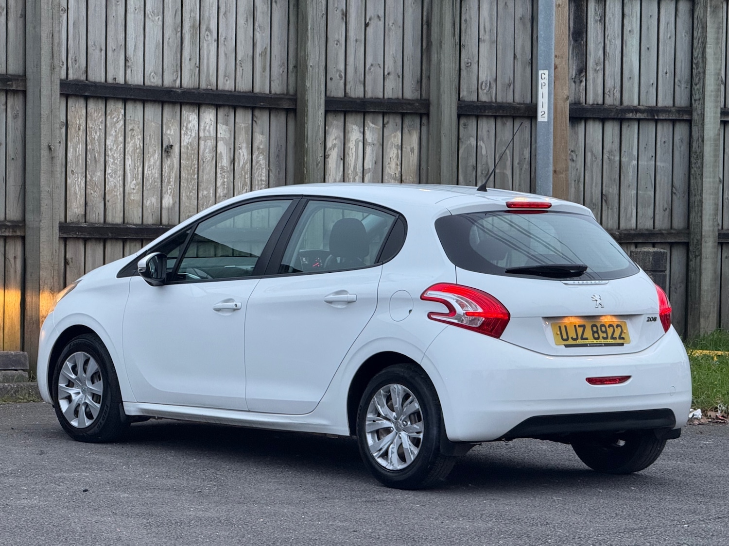 Used Peugeot 208 2013 for sale - 77991889: Photo 19