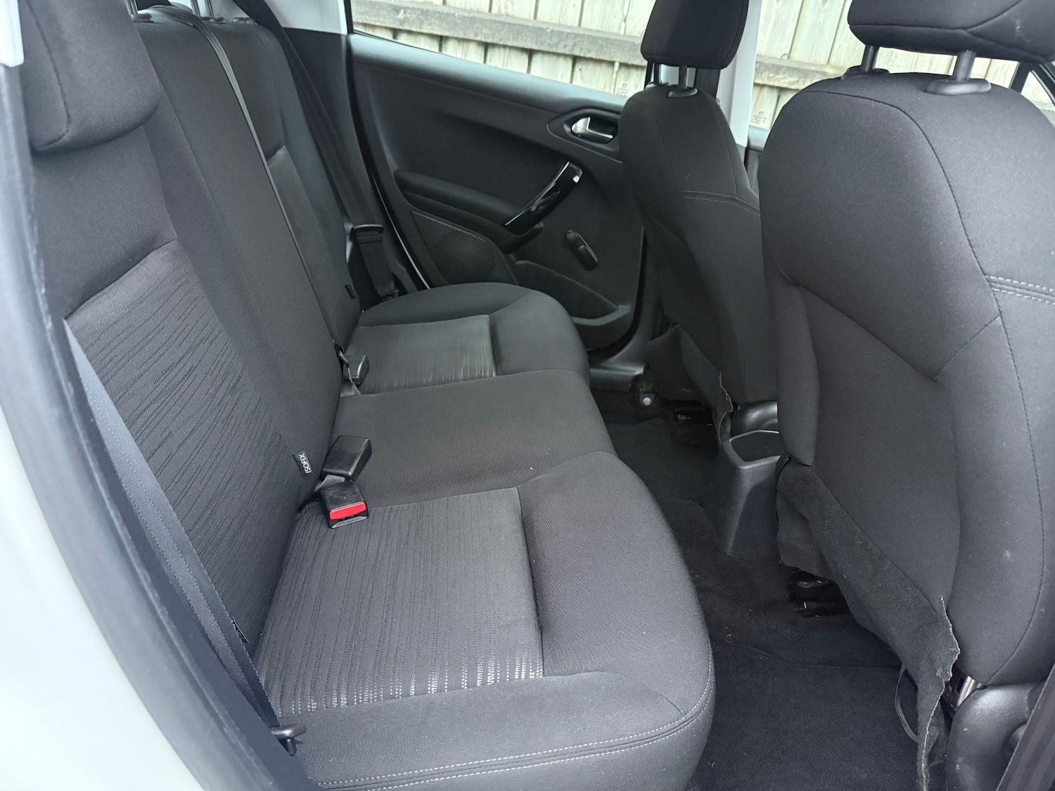 Used Peugeot 208 2013 for sale - 77991889: Photo 26