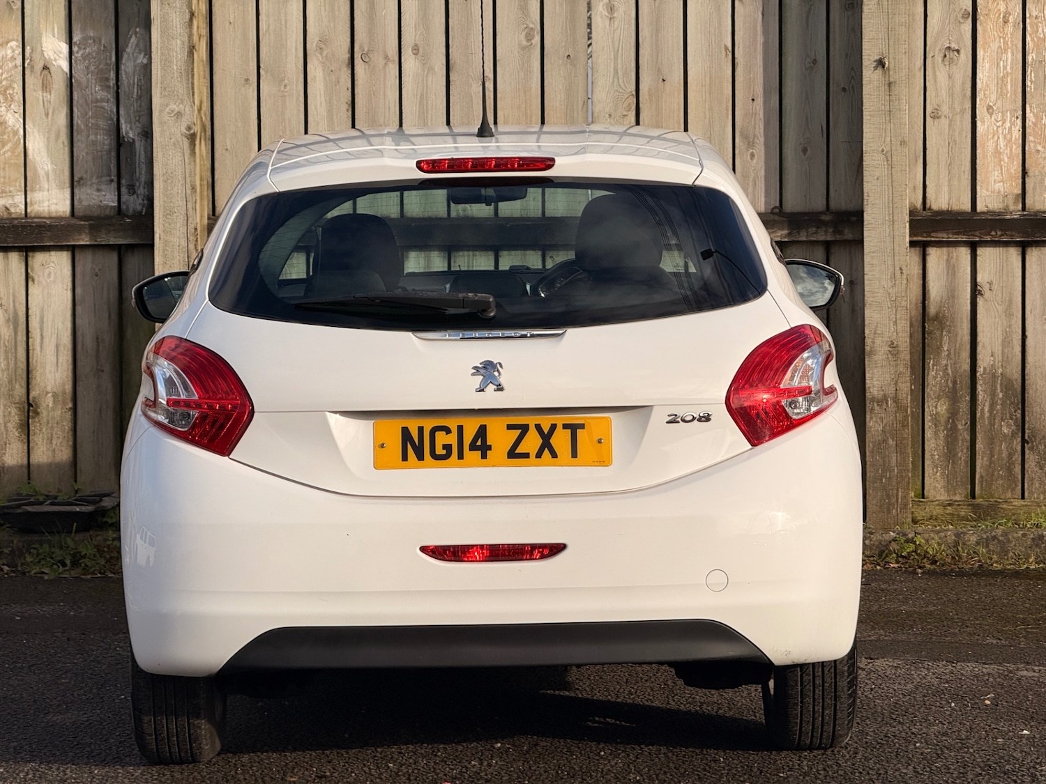 Used Peugeot 208 2014 for sale - 78125471: Photo 12