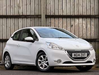 Used Peugeot 208 2014 for sale - 78125471: Photo