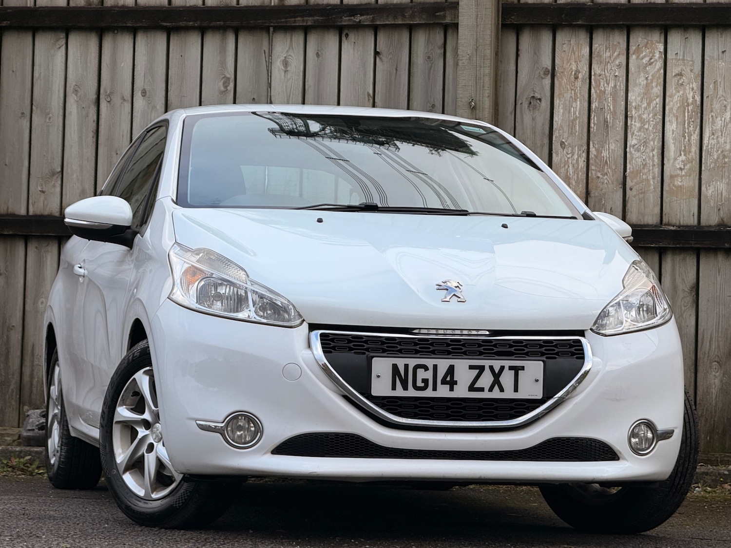 Used Peugeot 208 2014 for sale - 78125471: Photo 6