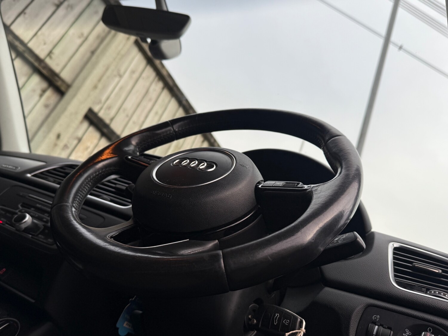 Used Audi Q3 2015 for sale - 77746289: Photo 28