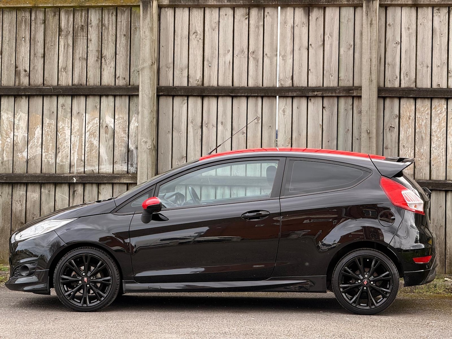 Used Ford Fiesta 2017 for sale - 78028101: Photo 11