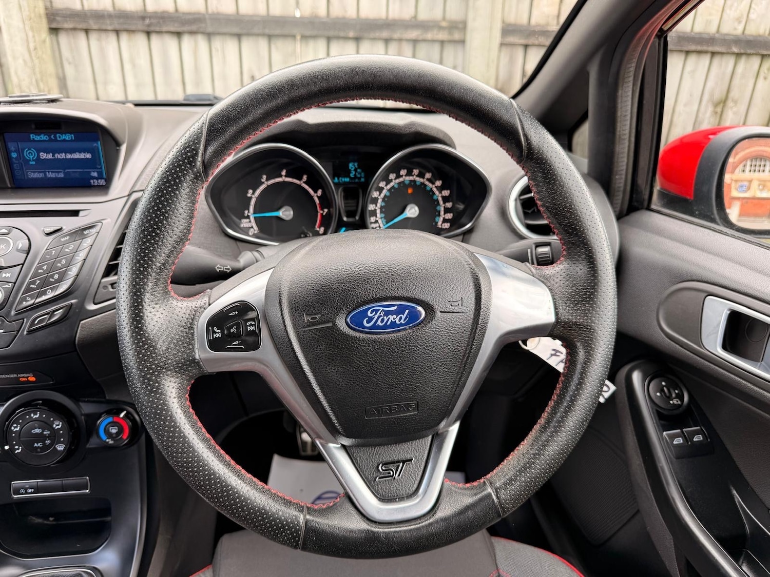 Used Ford Fiesta 2017 for sale - 78028101: Photo 26