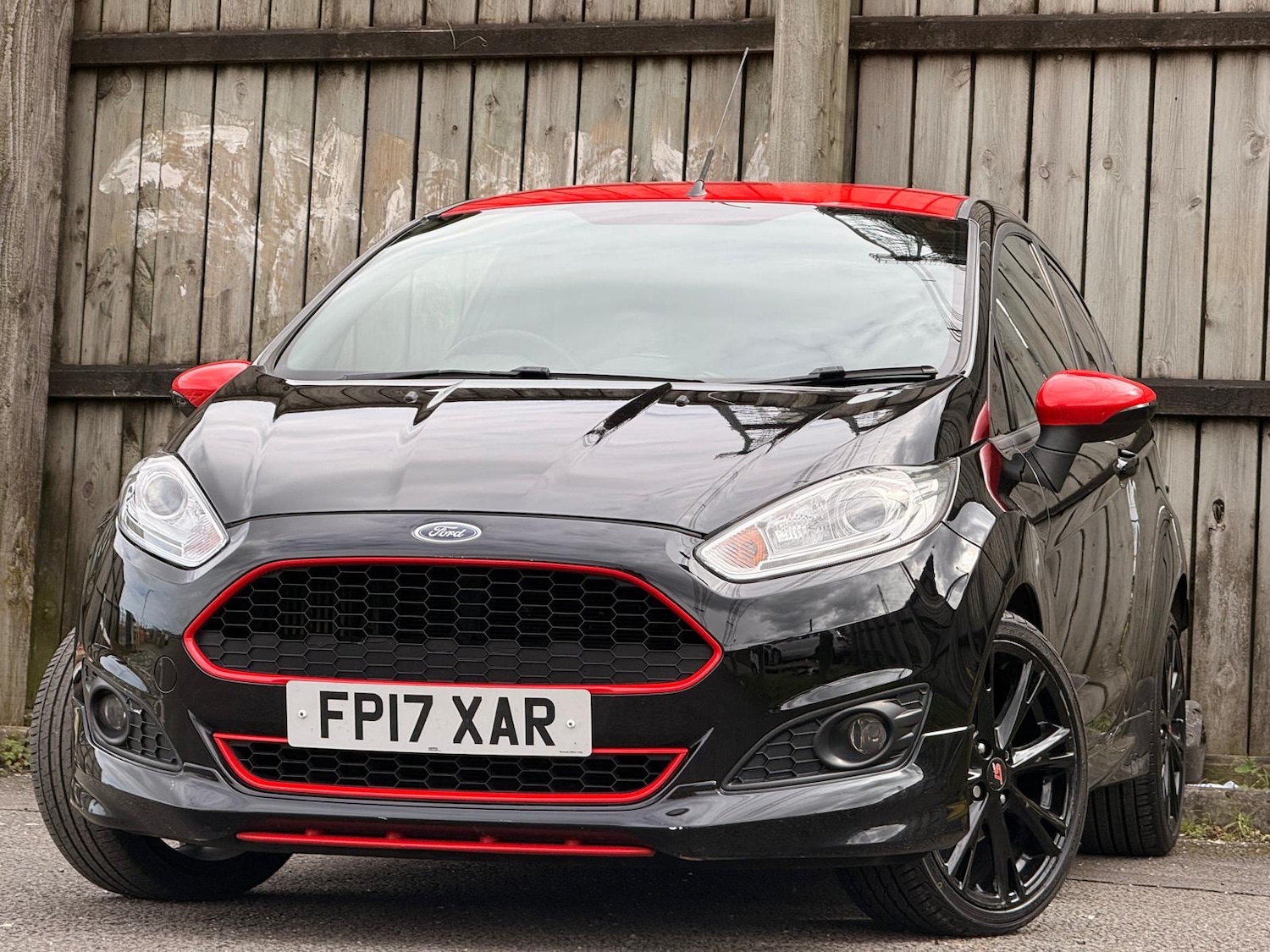 Used Ford Fiesta 2017 for sale - 78028101: Photo 3