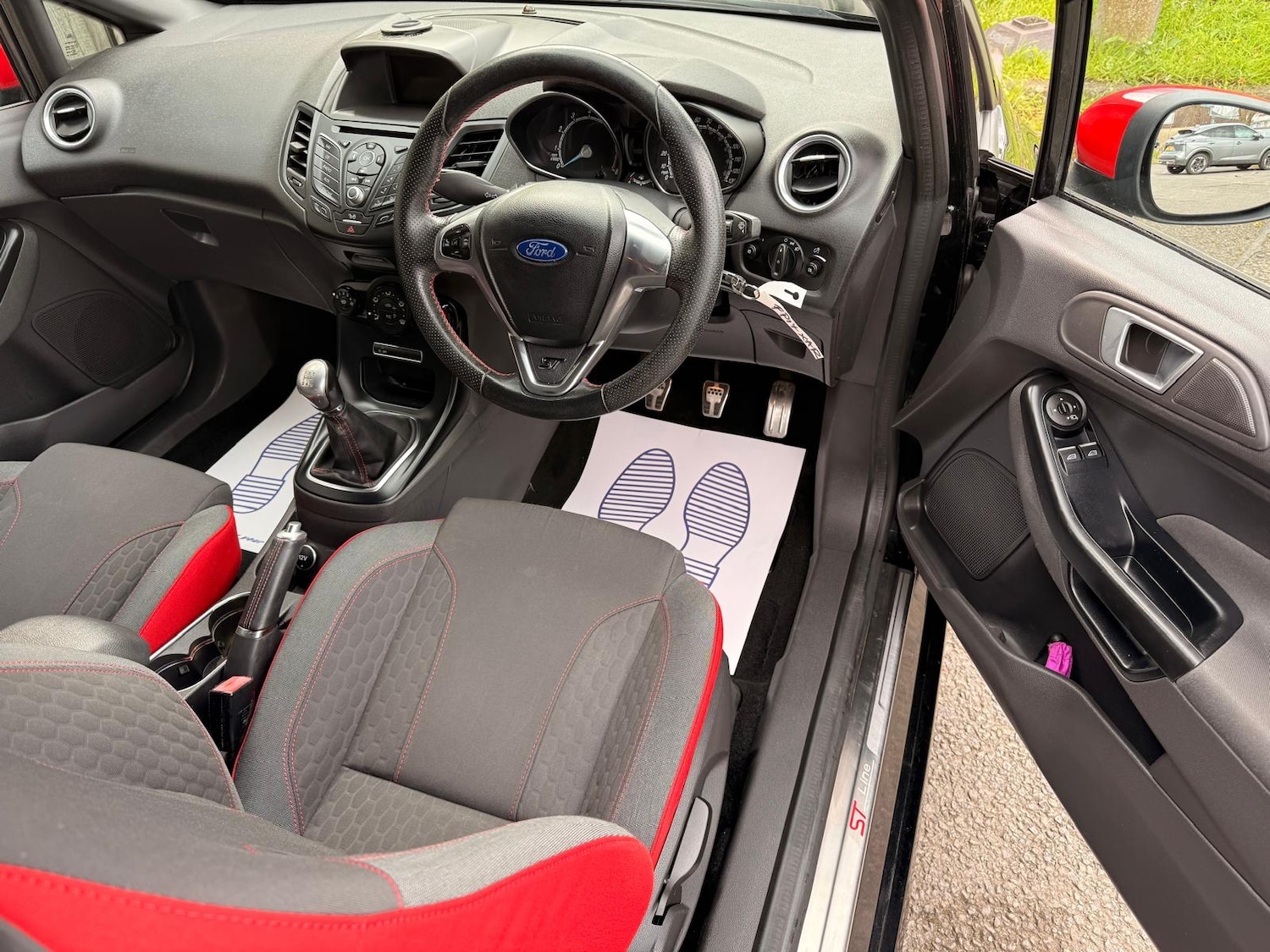 Used Ford Fiesta 2017 for sale - 78028101: Photo 32