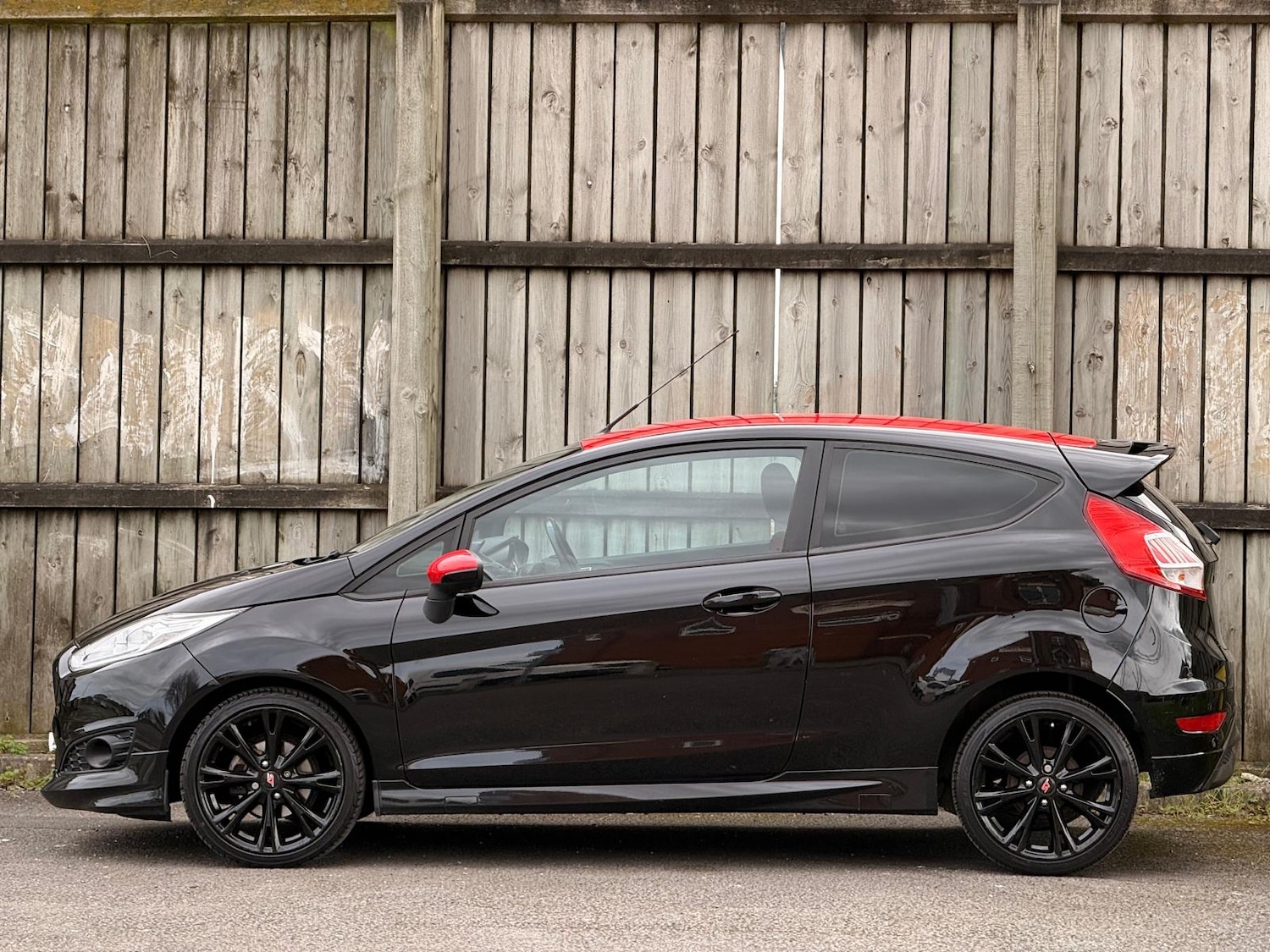 Used Ford Fiesta 2017 for sale - 78028101: Photo 7