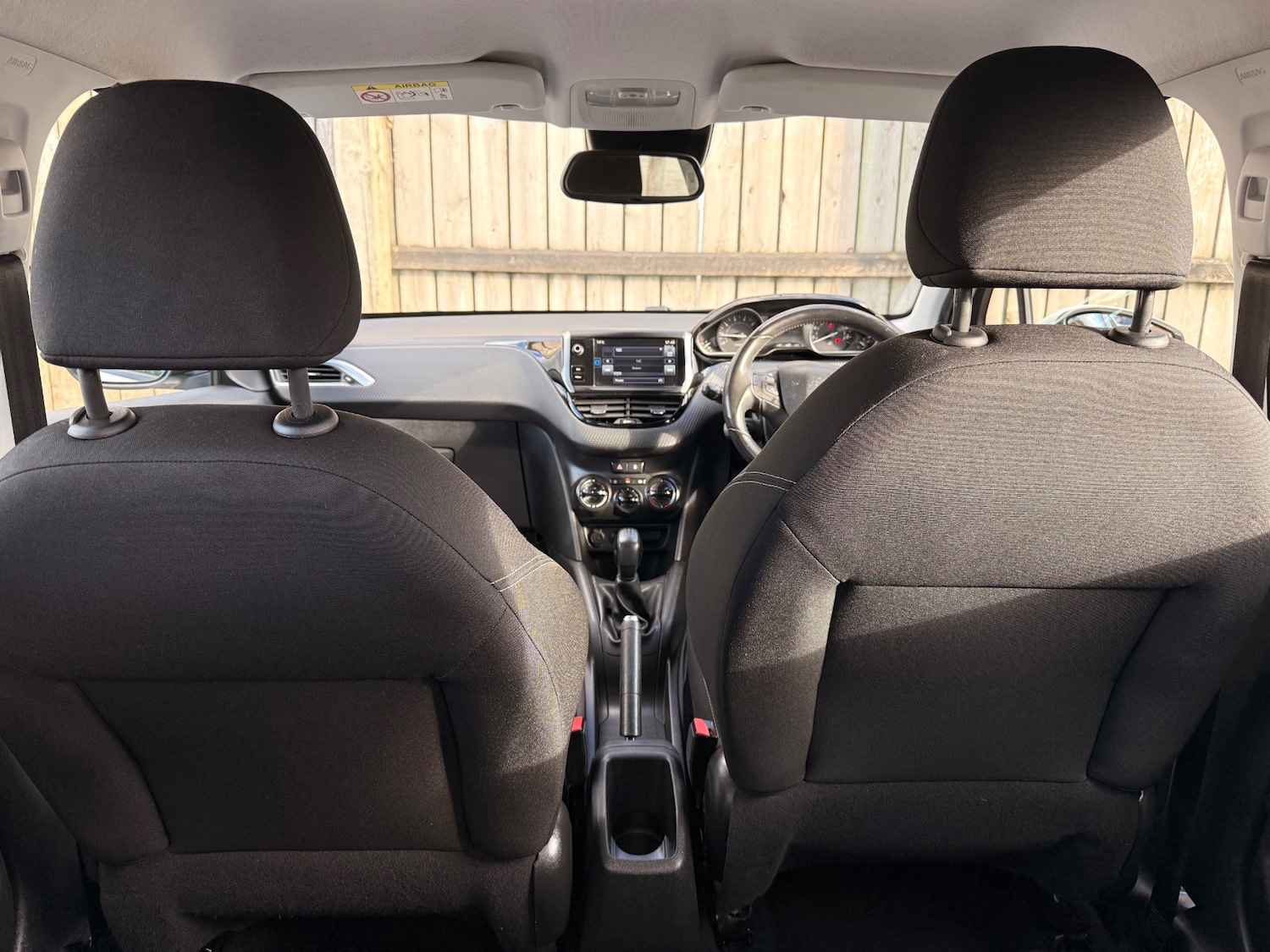 Used Peugeot 208 2015 for sale - 78184159: Photo 18