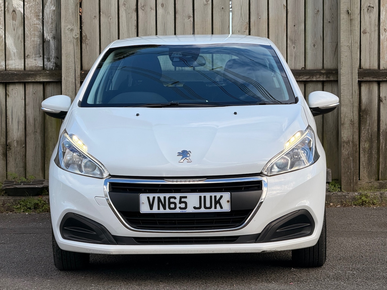 Used Peugeot 208 2015 for sale - 78184159: Photo 3