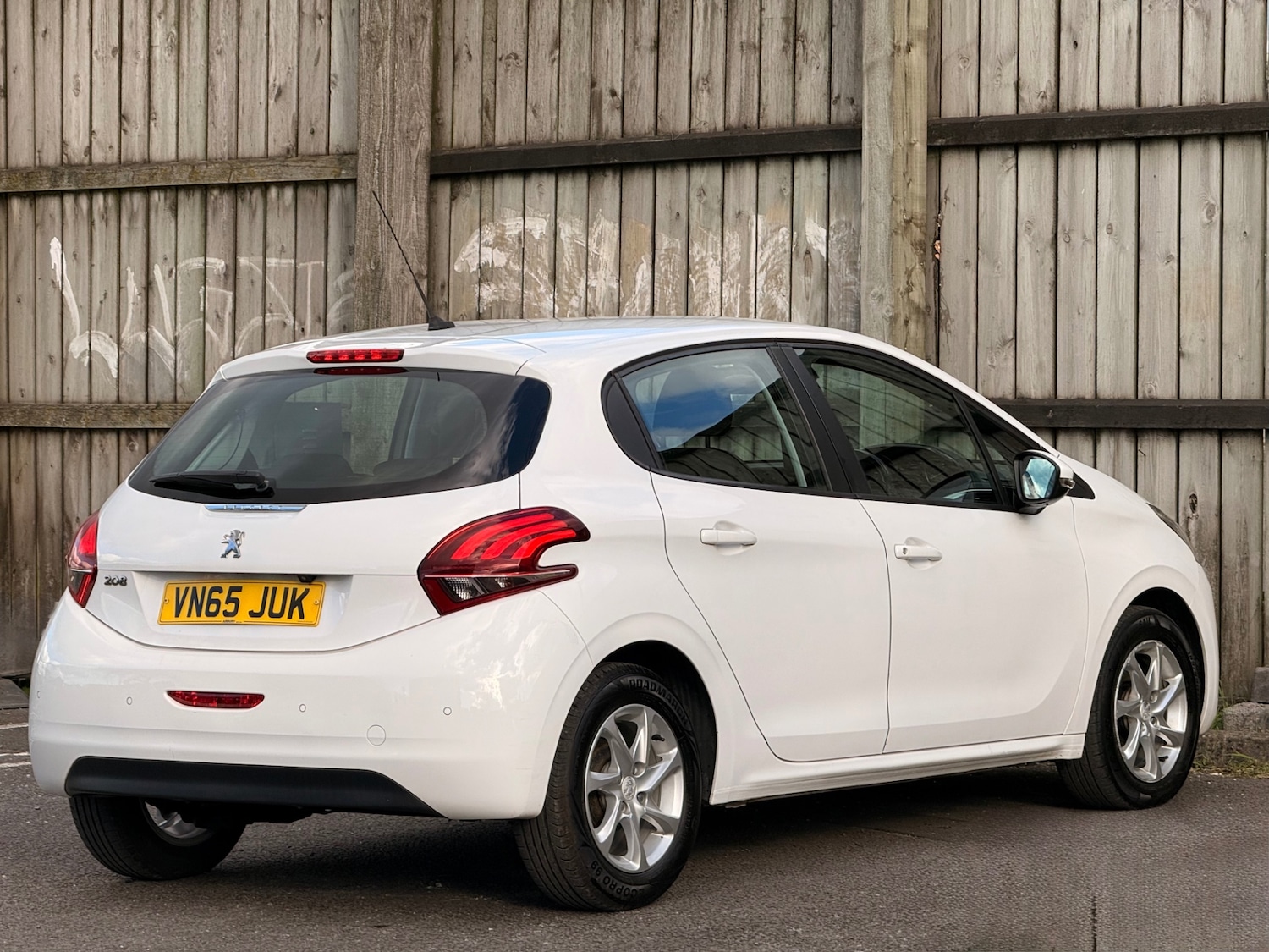 Used Peugeot 208 2015 for sale - 78184159: Photo 9