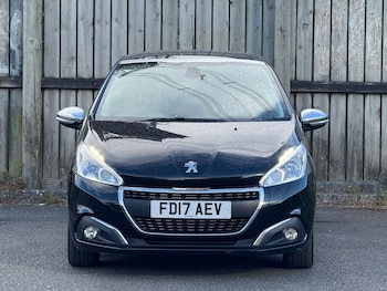 Used Peugeot 208 2017 for sale - 78612453: Photo