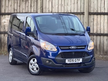 Used Ford Tourneo Custom 2015 for sale - 78689057: Photo