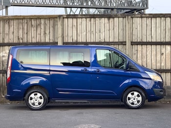 Used Ford Tourneo Custom 2015 for sale - 78689057: Photo