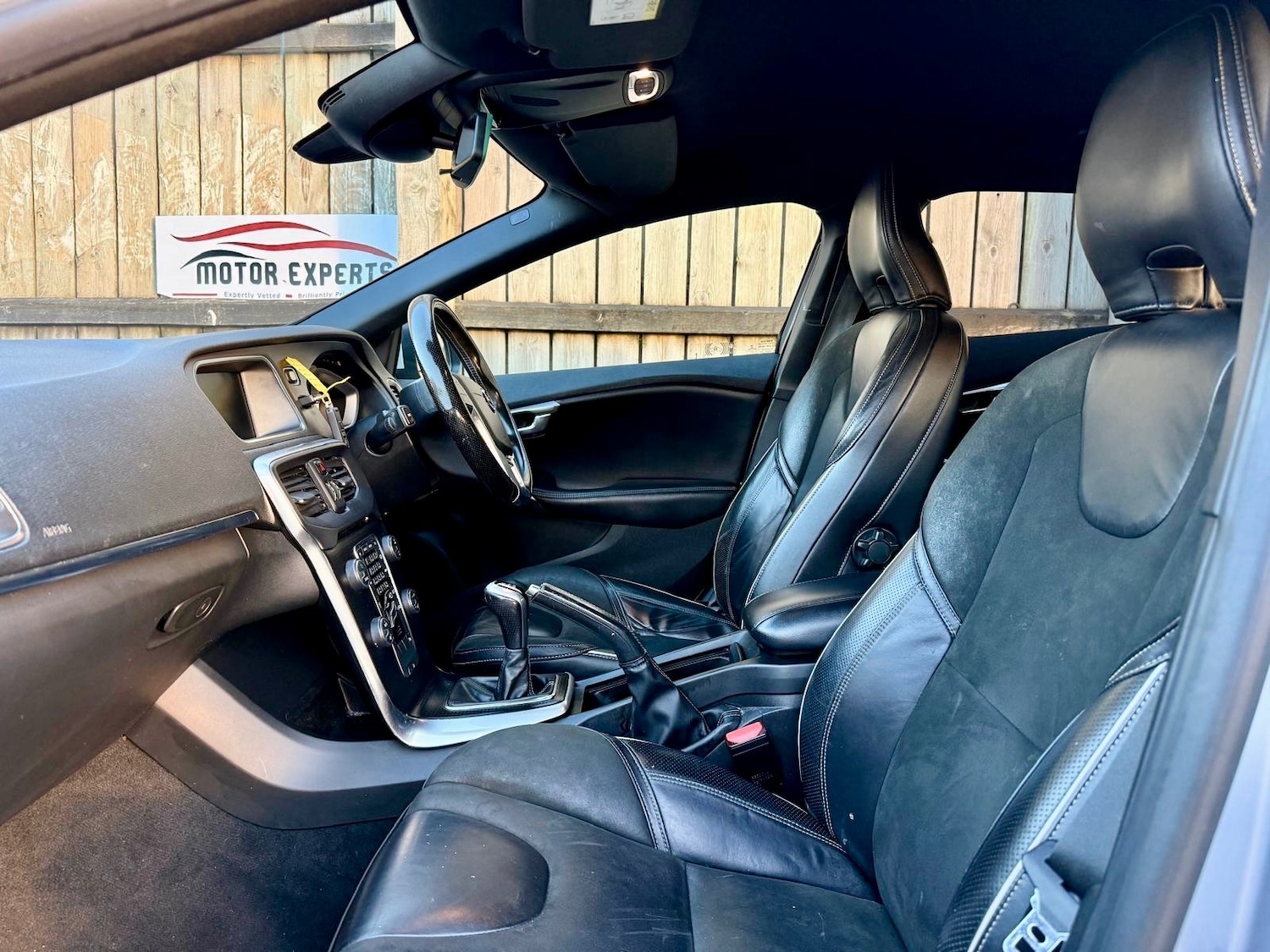 Used Volvo V40 2016 for sale - 77939288: Photo 10