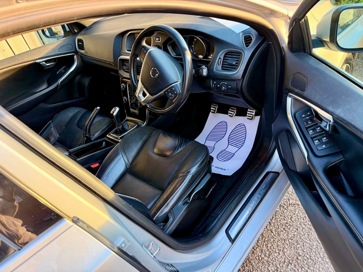 Used Volvo V40 2016 for sale - 77939288: Photo 17